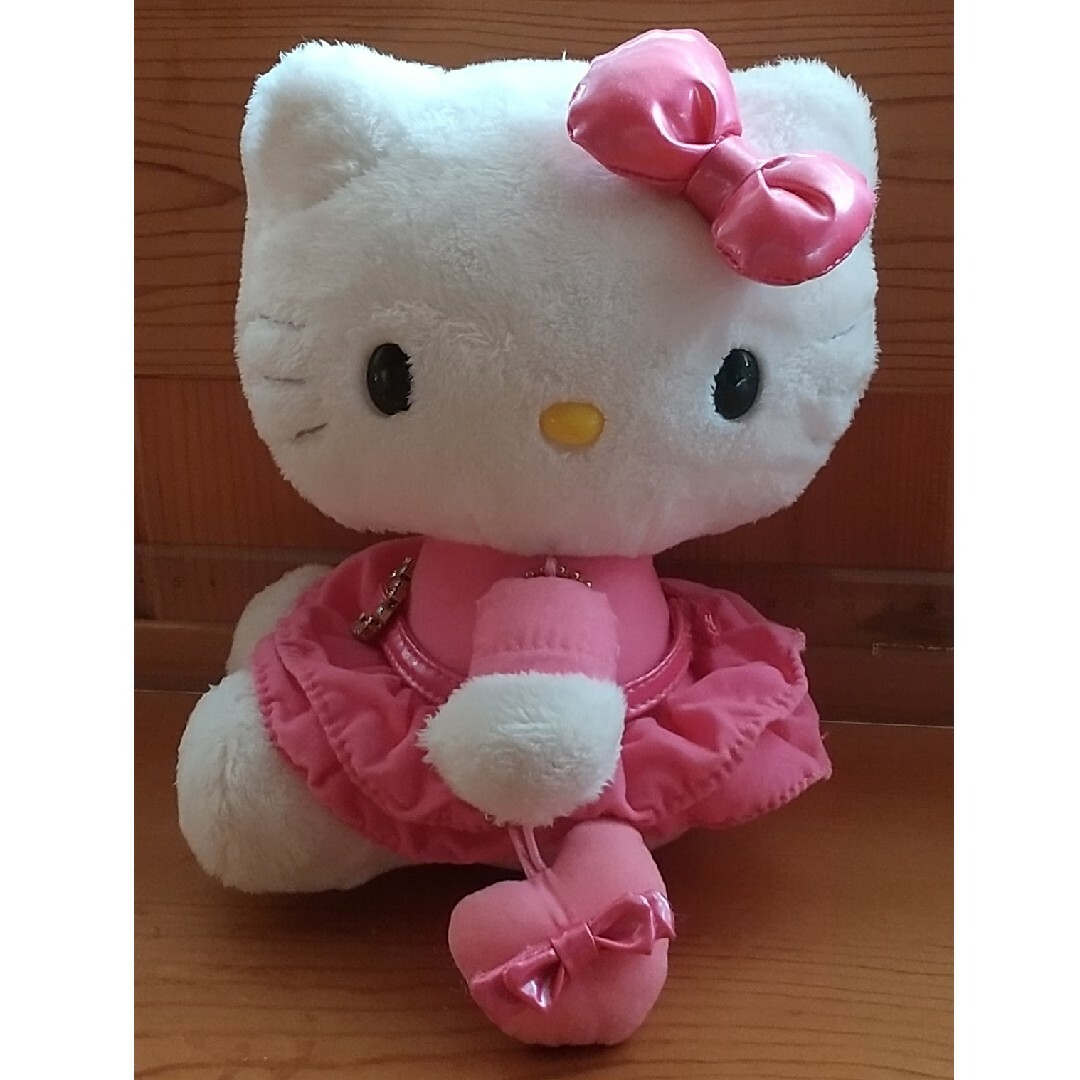 ハローキティ - キティちゃん 横向き ピンク レア キティの通販 ハローキティ - キティちゃん 横向き ピンク レア キティの通販