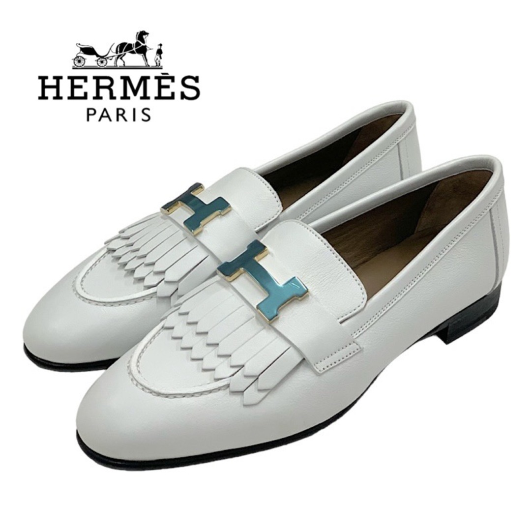 Hermes(エルメス)の未使用 エルメス HERMES ロワイヤル ローファー 革靴 モカシン フラットシューズ 靴 シューズ H金具 フリンジ レザー ホワイト レディースの靴/シューズ(ローファー/革靴)の商品写真