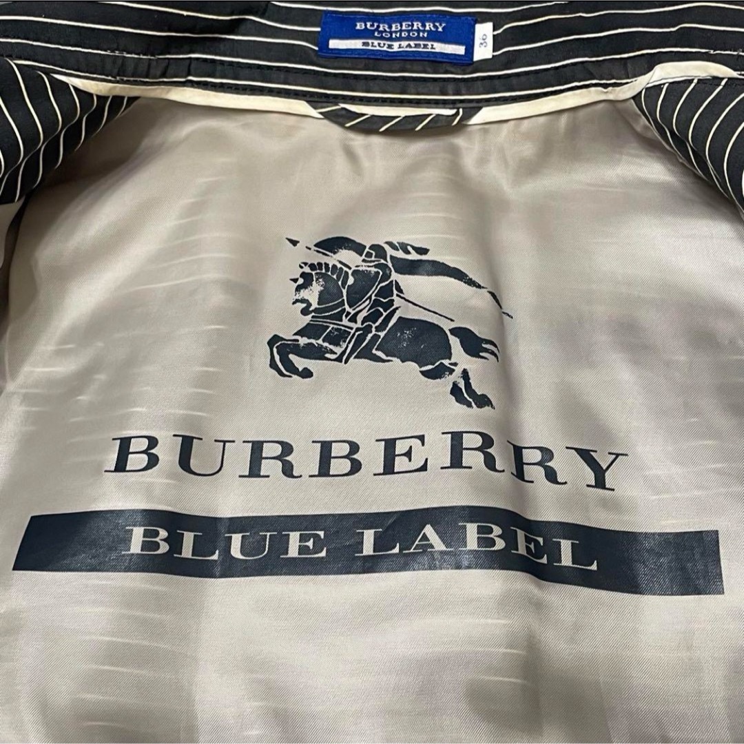 BURBERRY BLUE LABEL(バーバリーブルーレーベル)のBURBERRY BLUE LABEL トレンチコート　ダブルブレスト　ボーダー レディースのジャケット/アウター(トレンチコート)の商品写真