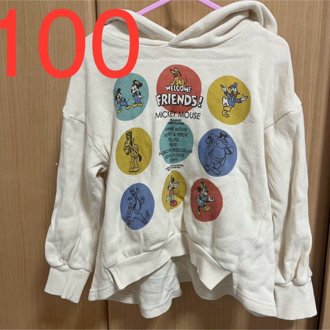 BREEZE(ブリーズ)のパーカー　100 キッズ/ベビー/マタニティのキッズ服女の子用(90cm~)(Tシャツ/カットソー)の商品写真