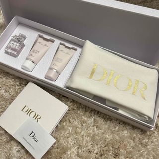 ディオール(Dior)の新品未使用🩵ミスディオール　ブルーミングブーケ　トラベルセット(ノベルティグッズ)