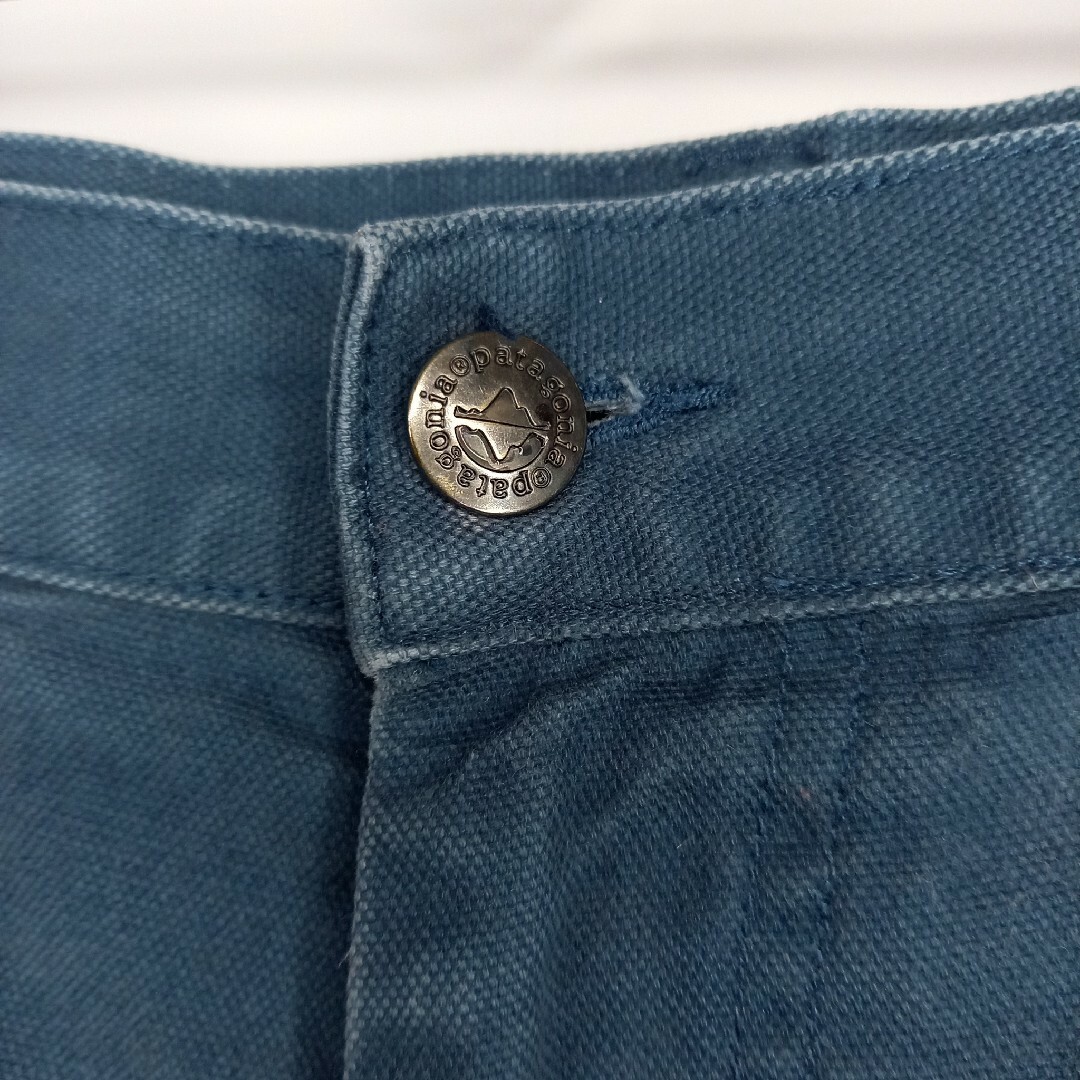patagonia(パタゴニア)のパタゴニア　スタンドアップ　コットンショーツ　チノ　無地　刺繍ロゴ　ブルー　XL メンズのパンツ(ショートパンツ)の商品写真