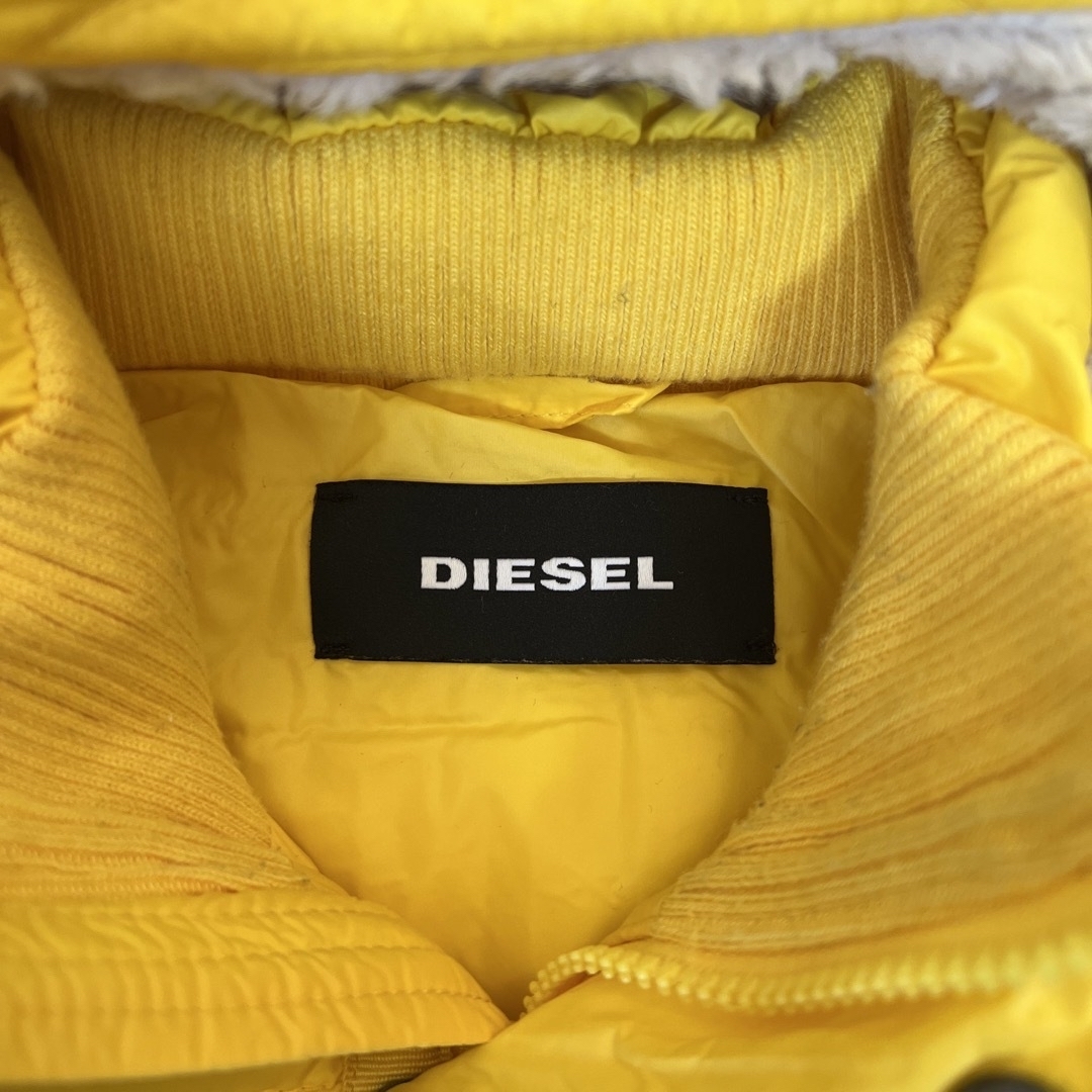 DIESEL(ディーゼル)のDIESEL ディーゼル　ベビー　ダウンジャケット　12M イエロー キッズ/ベビー/マタニティのベビー服(~85cm)(ジャケット/コート)の商品写真