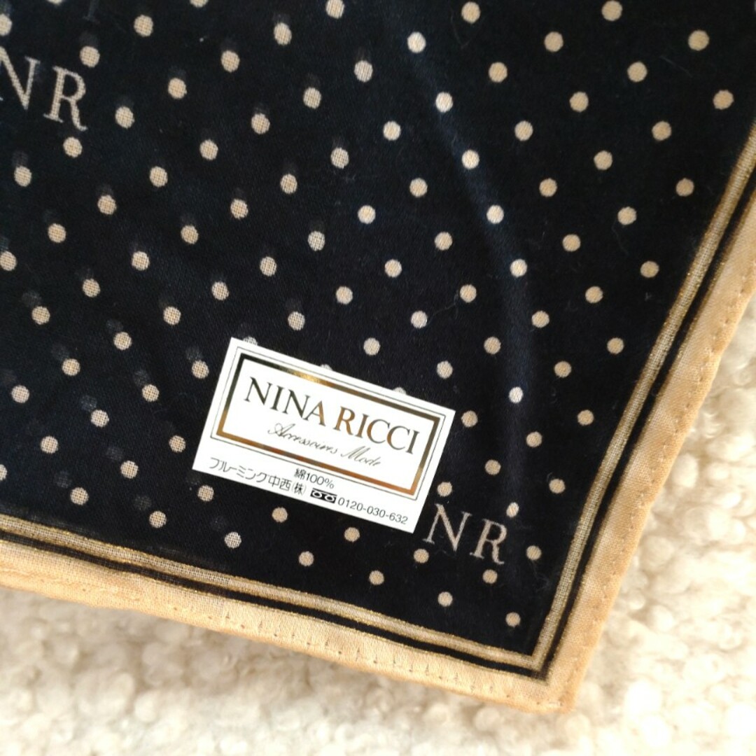 NINA RICCI(ニナリッチ)のNINA RICCI　ニナリッチドット柄　ハンカチ新品 レディースのファッション小物(ハンカチ)の商品写真