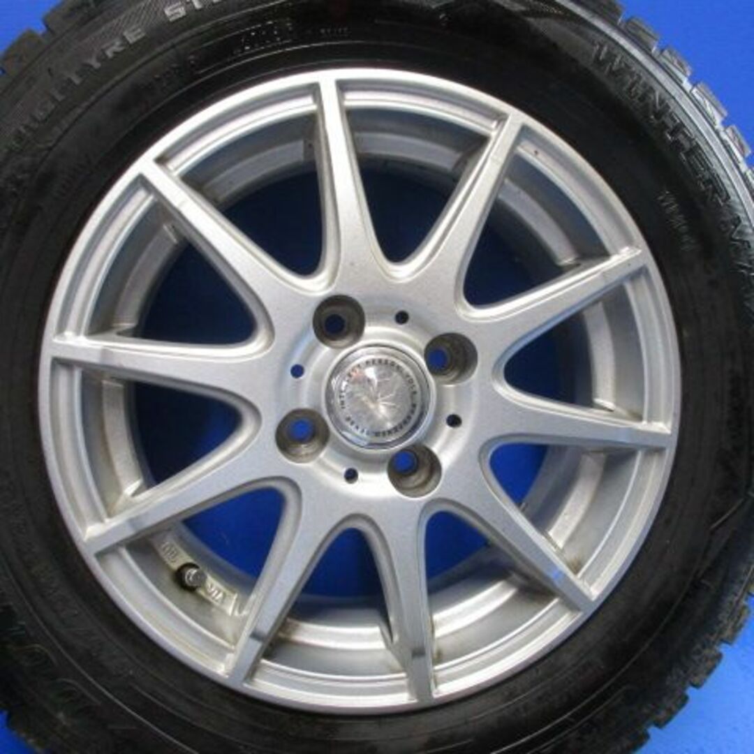 ユ）VOLS14+175/70R14　スタッドレス　フィット　ヤリス 自動車/バイクの自動車(タイヤ・ホイールセット)の商品写真