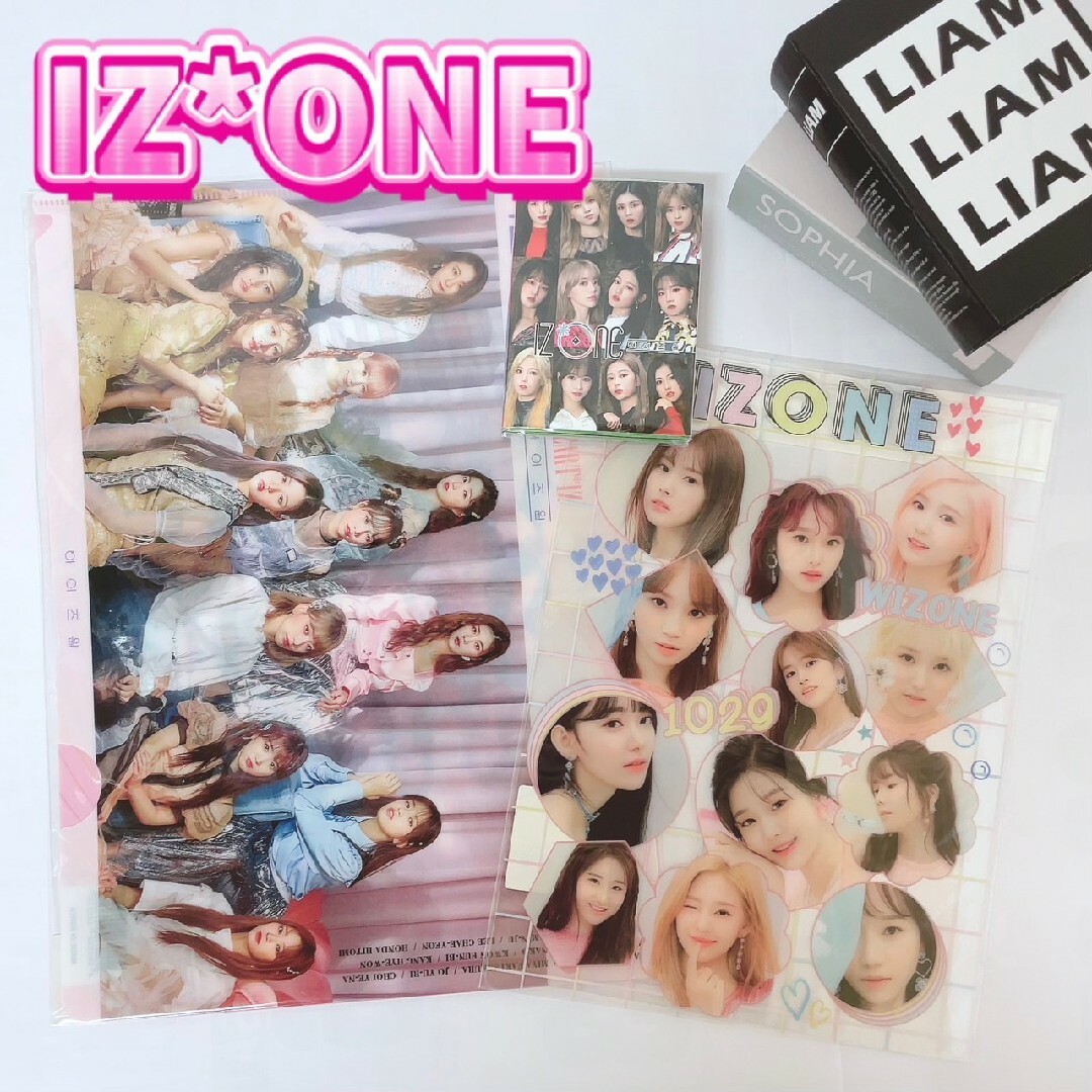 IZ*ONE(アイズワン)の【IZ*ONE】グッズ３点セット エンタメ/ホビーのタレントグッズ(アイドルグッズ)の商品写真