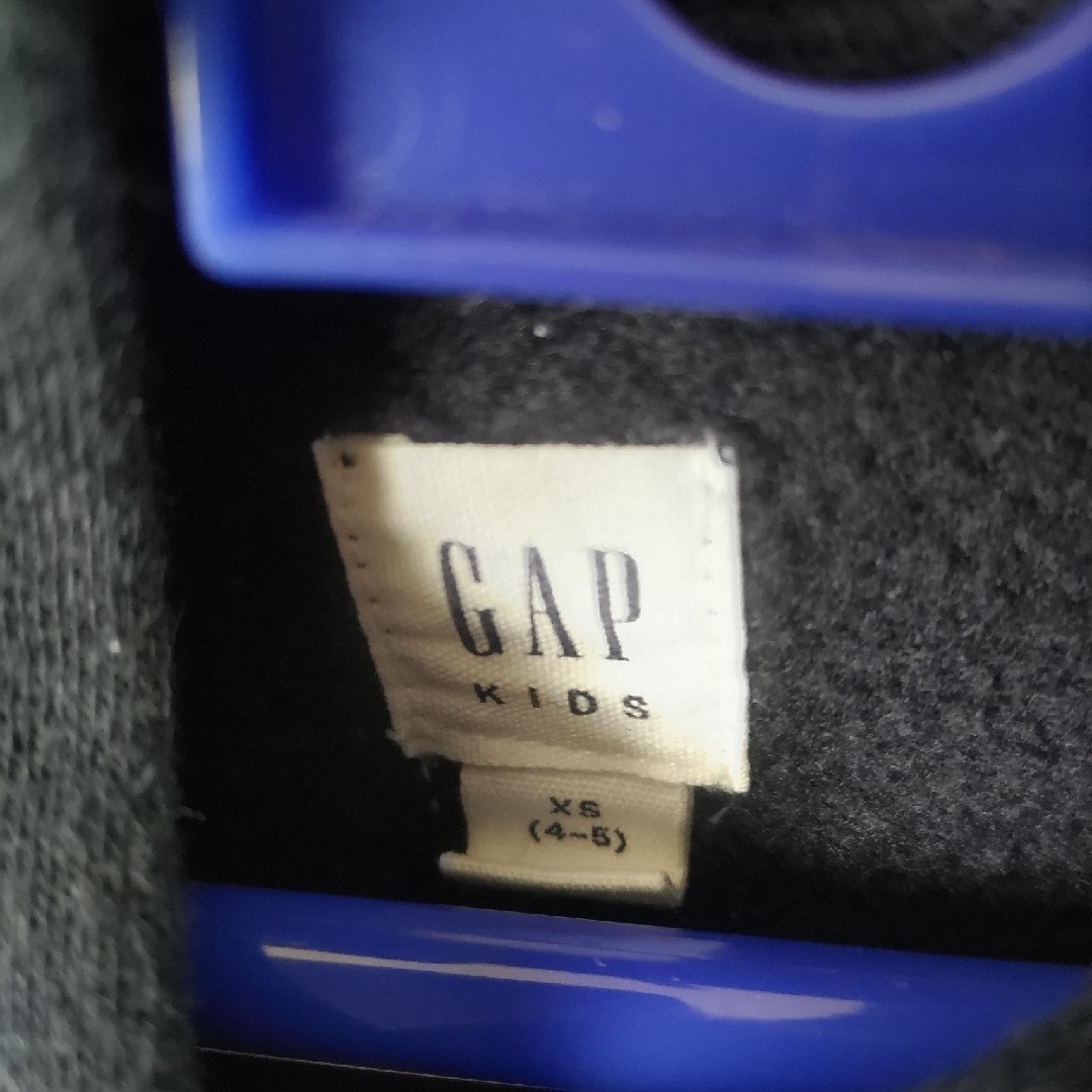 babyGAP(ベビーギャップ)のGAP　フード付トレーナー キッズ/ベビー/マタニティのキッズ服女の子用(90cm~)(Tシャツ/カットソー)の商品写真