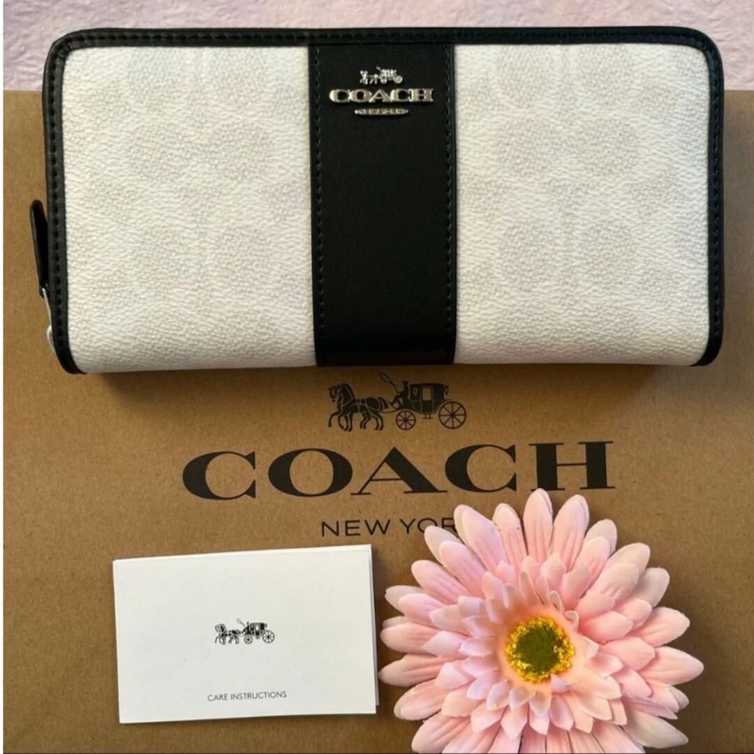 新品　COACH　長財布　ラウンドファスナー　ブラック　ホワイト　シグネチャーファッション小物