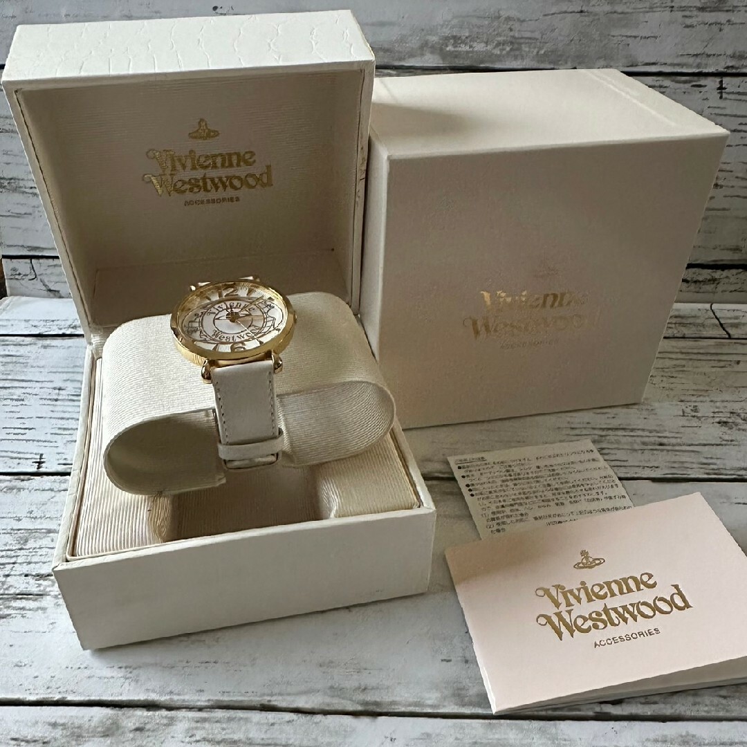 Vivienne Westwood(ヴィヴィアンウエストウッド)の美品 vivienne westwood vw-7865 ヴィヴィアン 腕時計 レディースのファッション小物(腕時計)の商品写真