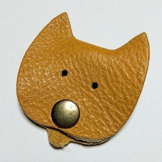 本革 アニマル 舌出しコードホルダー レザー コードクリップ ねこ 猫 皮小物(ヘッドフォン/イヤフォン)