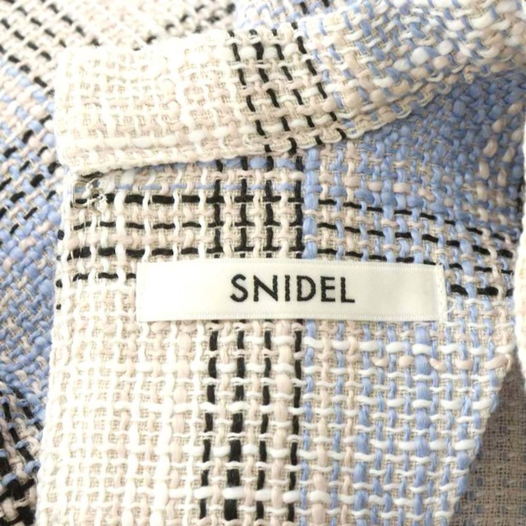 SNIDEL(スナイデル)のスナイデル 23SS セットアップ 上下 ツイード F 1 M アイボリー 水色 レディースのトップス(カットソー(半袖/袖なし))の商品写真
