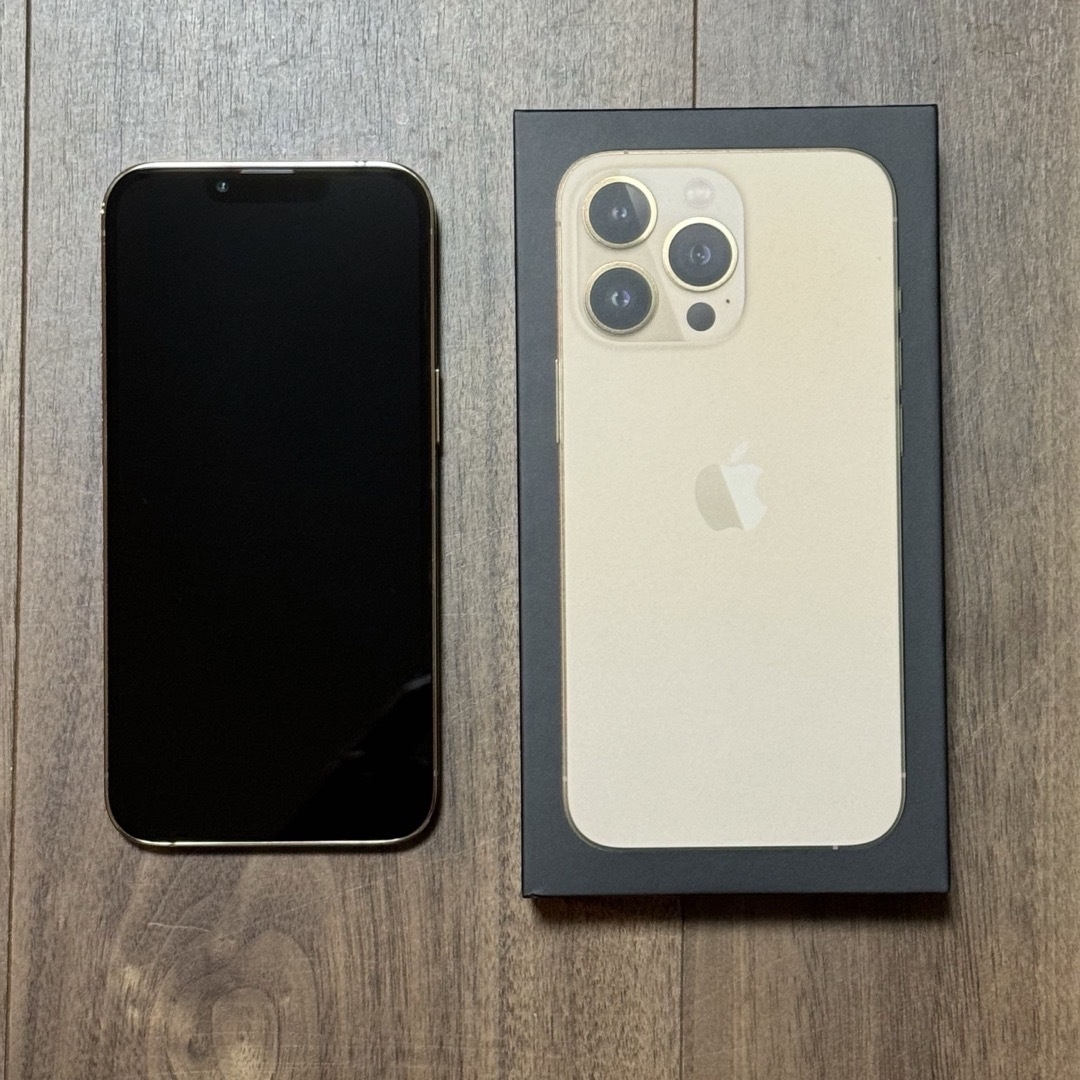 美品】iPhone 13 Pro ゴールド 256 GB SIMフリー 美品】iPhone 13 Pro ゴールド 256 GB SIMフリー