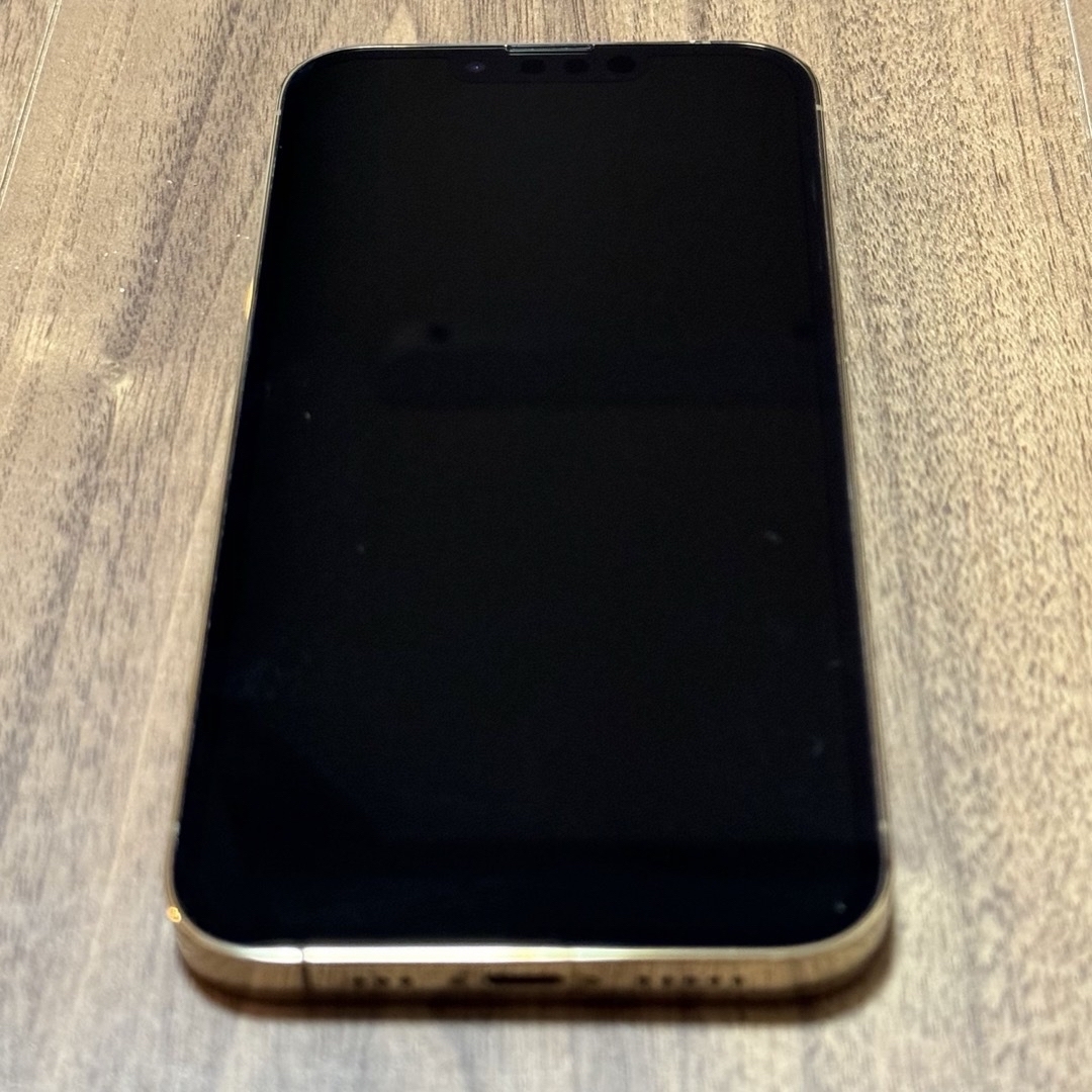 美品】iPhone 13 Pro ゴールド 256 GB SIMフリー 美品】iPhone 13 Pro ゴールド 256 GB SIMフリー
