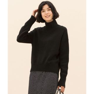 ニジュウサンク(23区)の23区 【中村アンさん着用】 カシミヤブレンドバルキー ニット ¥19,800(ニット/セーター)