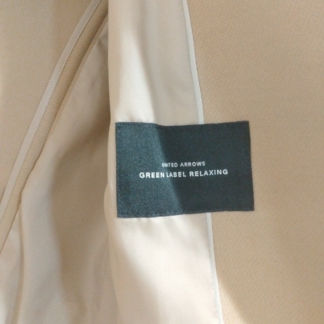 UNITED ARROWS green label relaxing(ユナイテッドアローズグリーンレーベルリラクシング)のアローズ ベージュ ノーカラージャケット卒園入学式Mサイズ レディースのジャケット/アウター(ノーカラージャケット)の商品写真