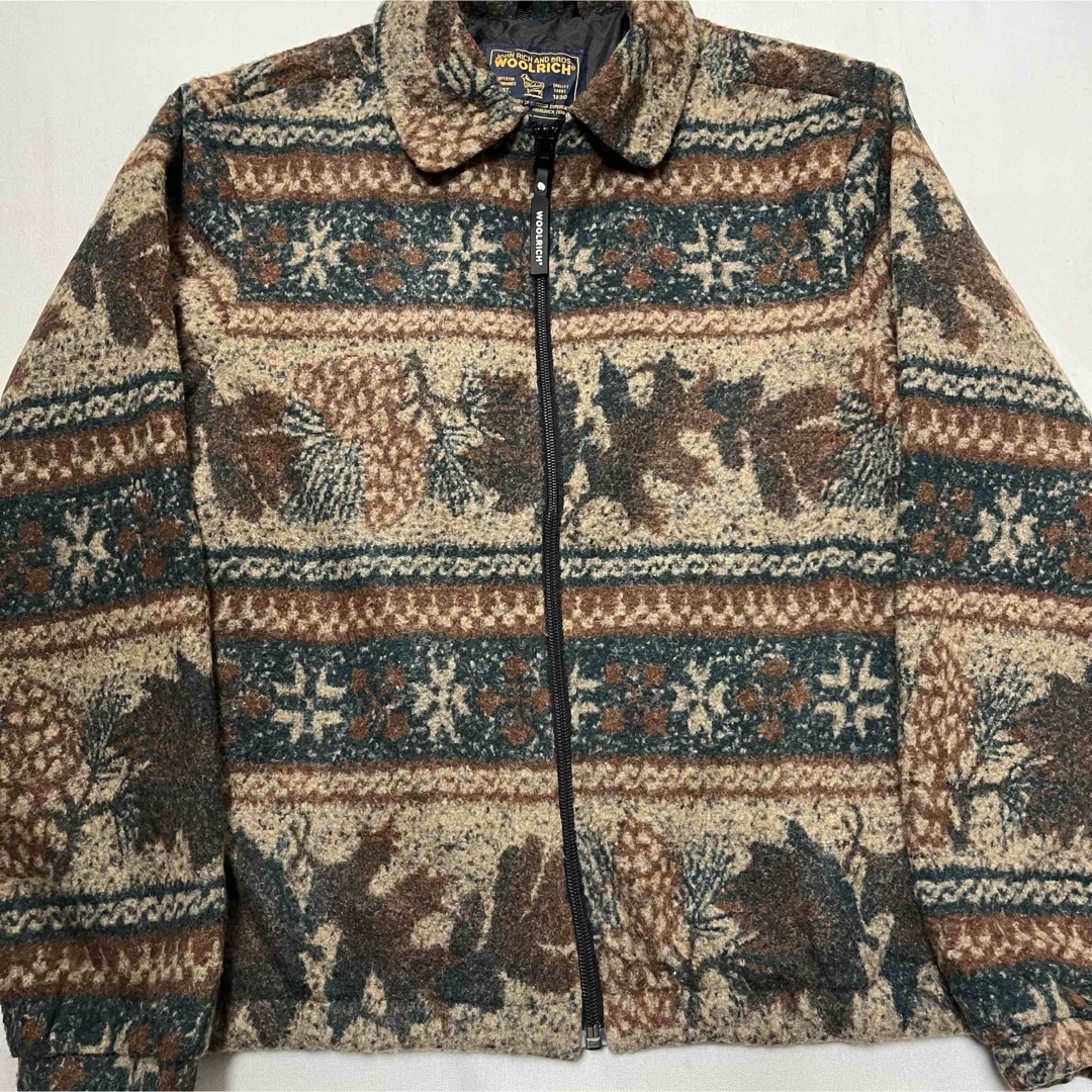 WOOLRICH(ウールリッチ)の【WOOLRICH】ウールリッチ ジップブルゾン フリース地 総柄 アースカラー レディースのジャケット/アウター(ブルゾン)の商品写真