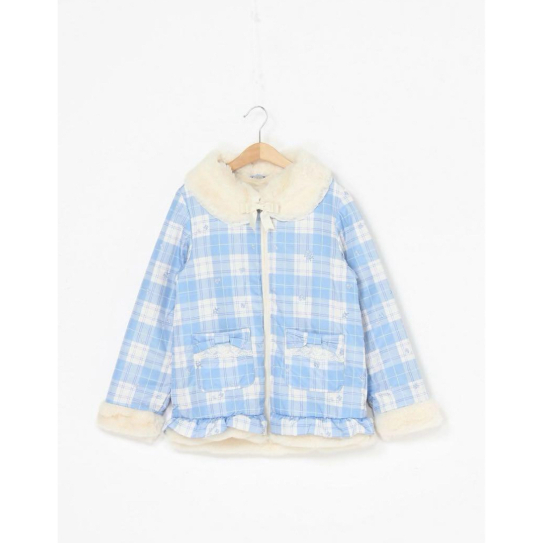 axes femme kids(アクシーズファムキッズ)の【新品】axes femme kids リバーシブルファーコート　120 生成り キッズ/ベビー/マタニティのキッズ服女の子用(90cm~)(コート)の商品写真