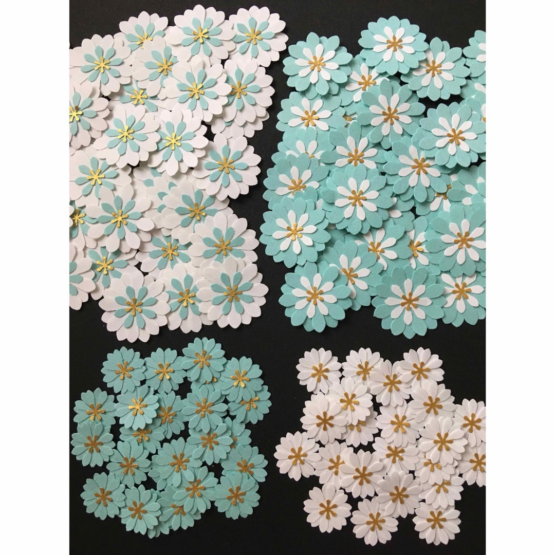 クラフトパンチ お花 ティファニーブルー ハンドメイドの素材/材料(各種パーツ)の商品写真