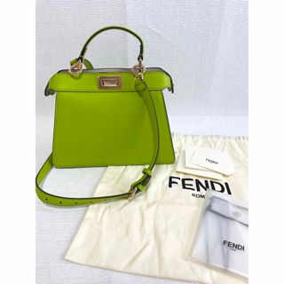 FENDI マンマバケット キャンバス×パイソンレザー(ヘビ革)のレア商品