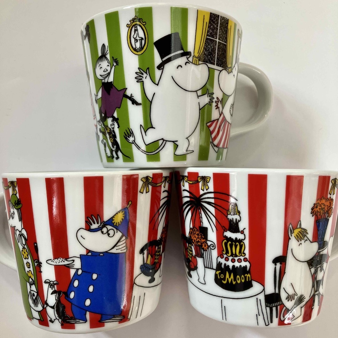 MOOMIN(ムーミン)の新品 MOOMIN ムーミン スープマグ マグカップ 陶器製 赤と緑 ストライプ インテリア/住まい/日用品のキッチン/食器(グラス/カップ)の商品写真