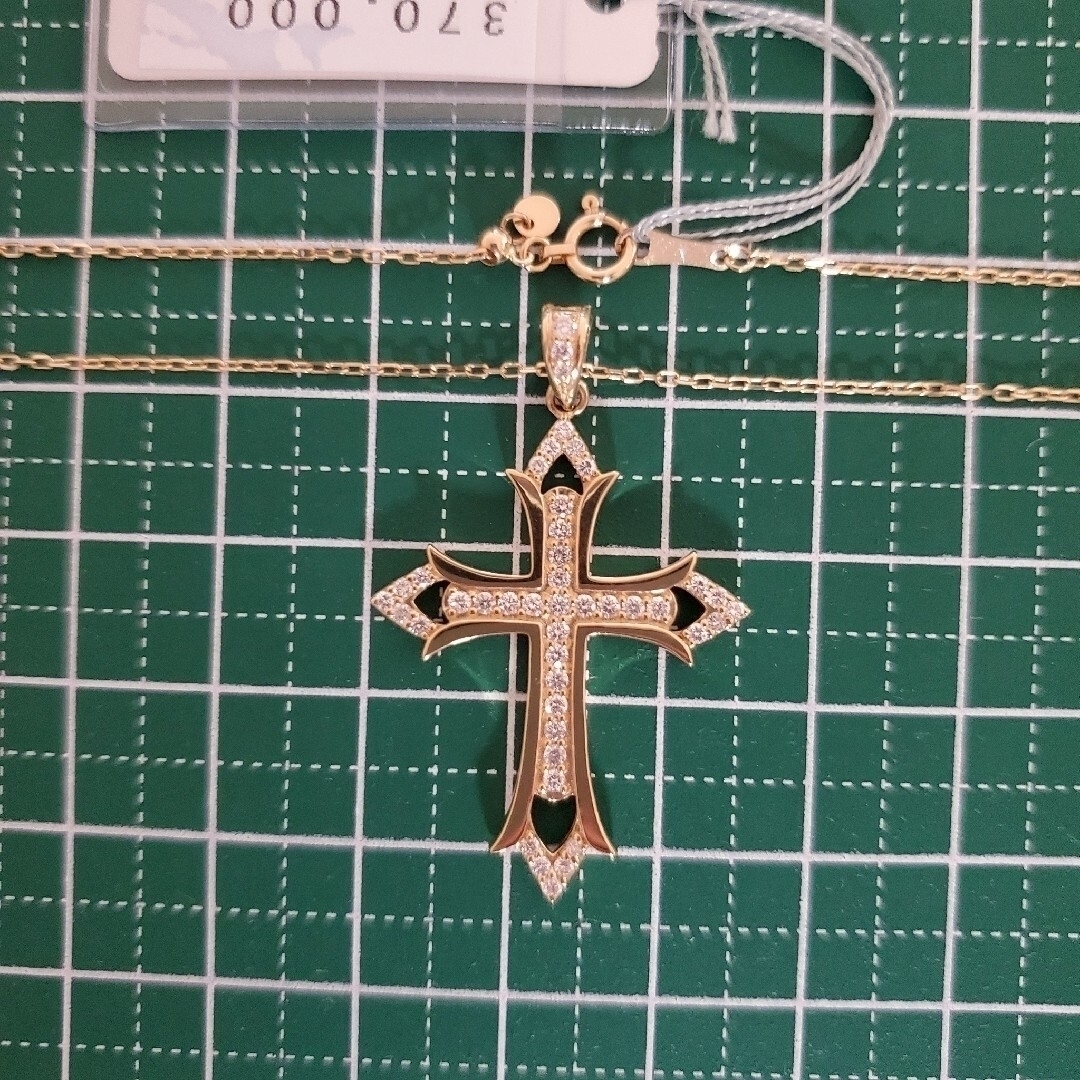 K18ネックレス極上　ダイヤ　クロスネックレス 十字架 ダイヤモンドネックレス　タイニー　リリー