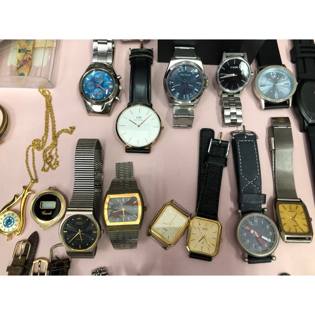1080135】クォーツ 腕時計 不動品 / ジャンク品 おまとめ53点 1080135】クォーツ 腕時計 不動品 / ジャンク品 おまとめ53点