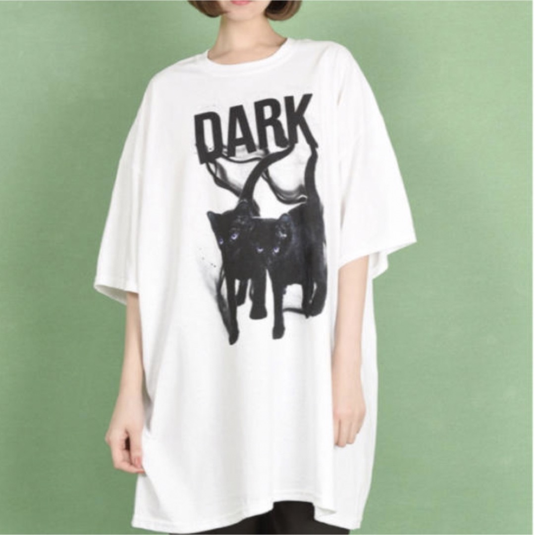 MILKBOY(ミルクボーイ)のMILKBOY ミルクボーイDARK CAT BIG Tシャツ　2XL  メンズのトップス(Tシャツ/カットソー(半袖/袖なし))の商品写真