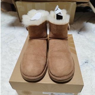 アグ(UGG)のUGG アグ W mini Bailey Button 24cm(ブーツ)