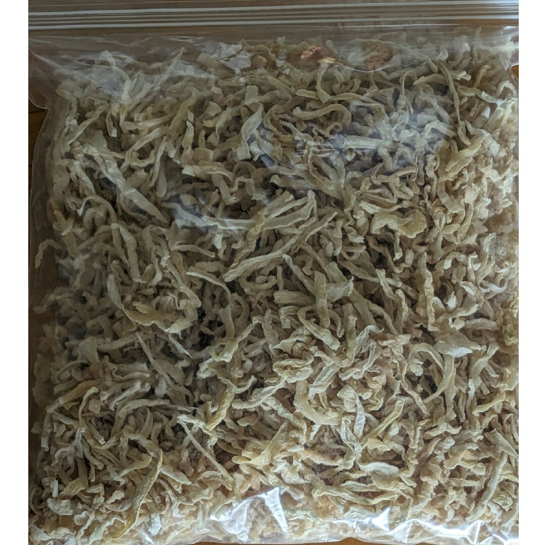 【三重県産】自家製無農薬栽培　自然天日干し　切り干し大根　600グラム 食品/飲料/酒の食品(野菜)の商品写真