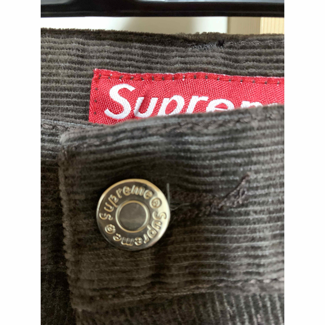 Supreme(シュプリーム)のシュプリーム　コーデュロイペインターパンツ メンズのパンツ(ペインターパンツ)の商品写真