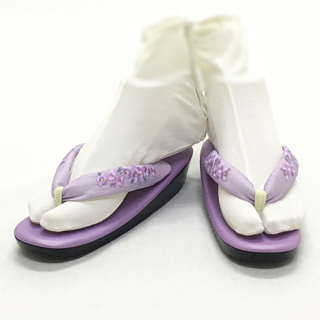 【新品】草履 22 23 24 カジュアル パープル 紫 刺繍 女性 614 レディースの靴/シューズ(下駄/草履)の商品写真