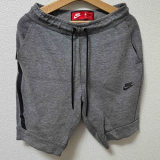 ナイキ(NIKE)の【HMB様】NIKE テックフリース　ハーフパンツ(ショートパンツ)