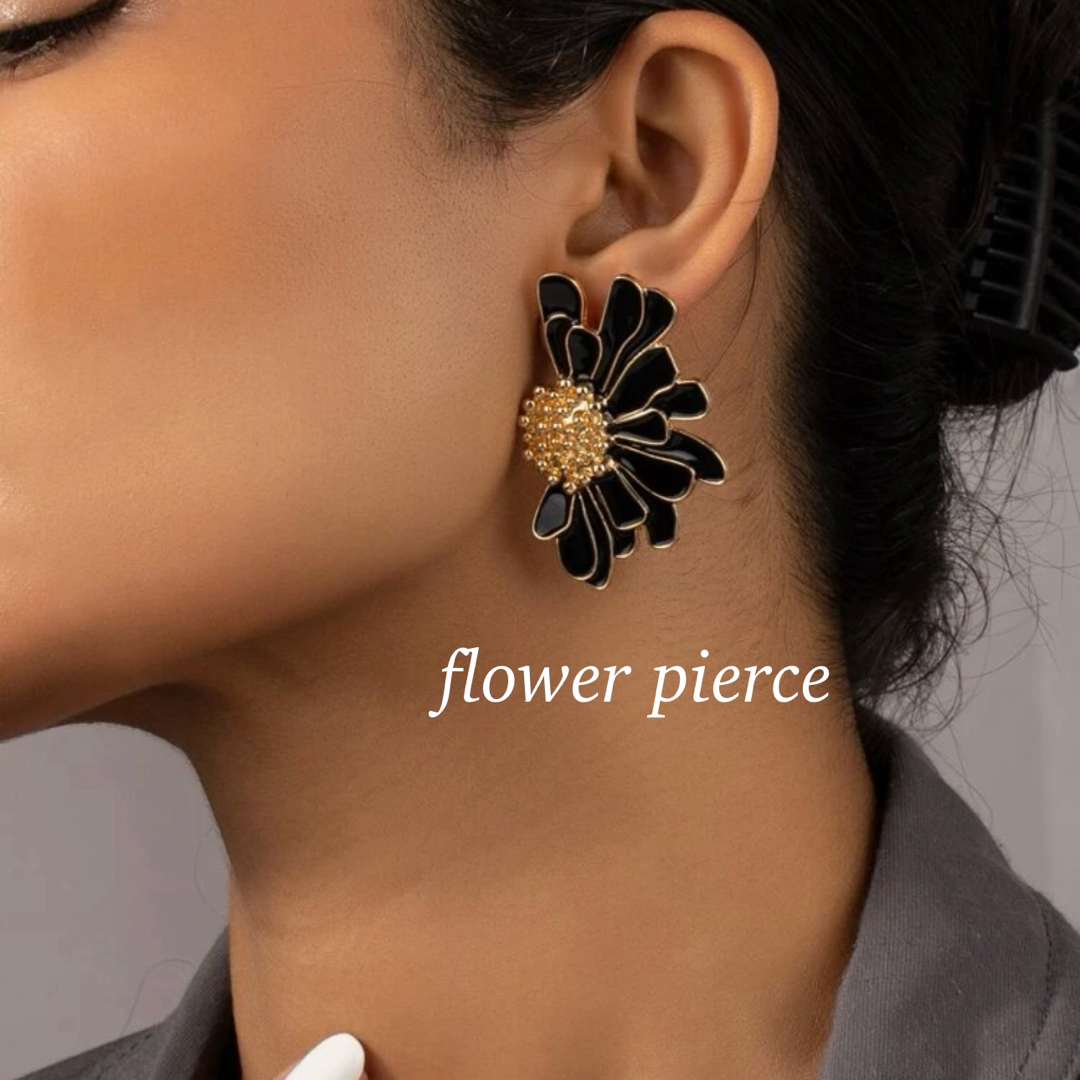 big flower pierce レディースのアクセサリー(ピアス)の商品写真