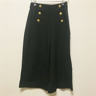 マウジー(moussy)のmoussy マウジー　黒　ブラック　金ボタン　シンプル　ワイドパンツ(カジュアルパンツ)