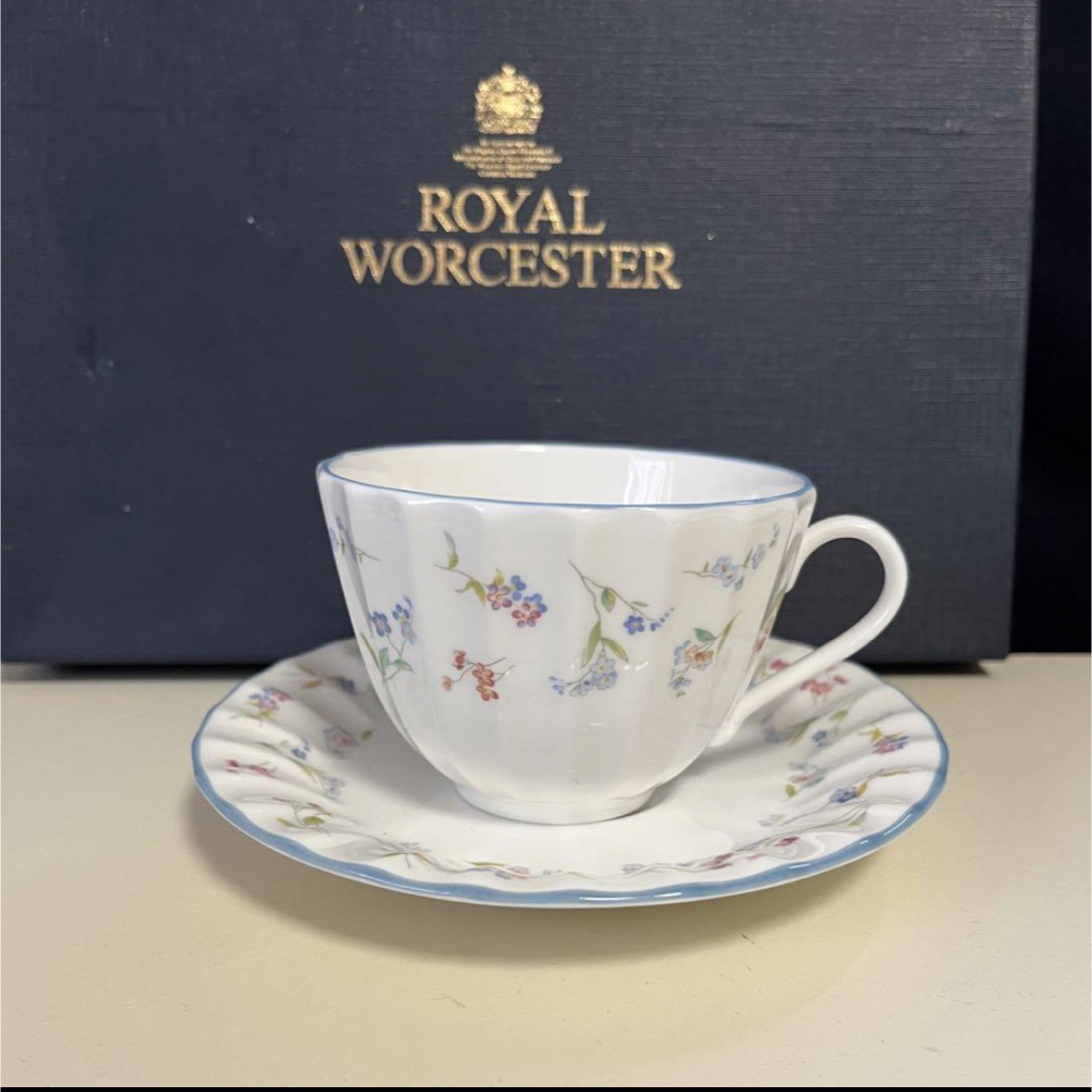 Royal Worcester(ロイヤルウースター)のロイヤルウースター　勿忘草　２客セット インテリア/住まい/日用品のキッチン/食器(食器)の商品写真