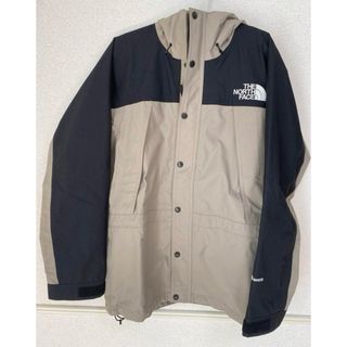 ザノースフェイス(THE NORTH FACE)のノースフェイス マウンテンライトジャケット ミネラルグレー  L(マウンテンパーカー)