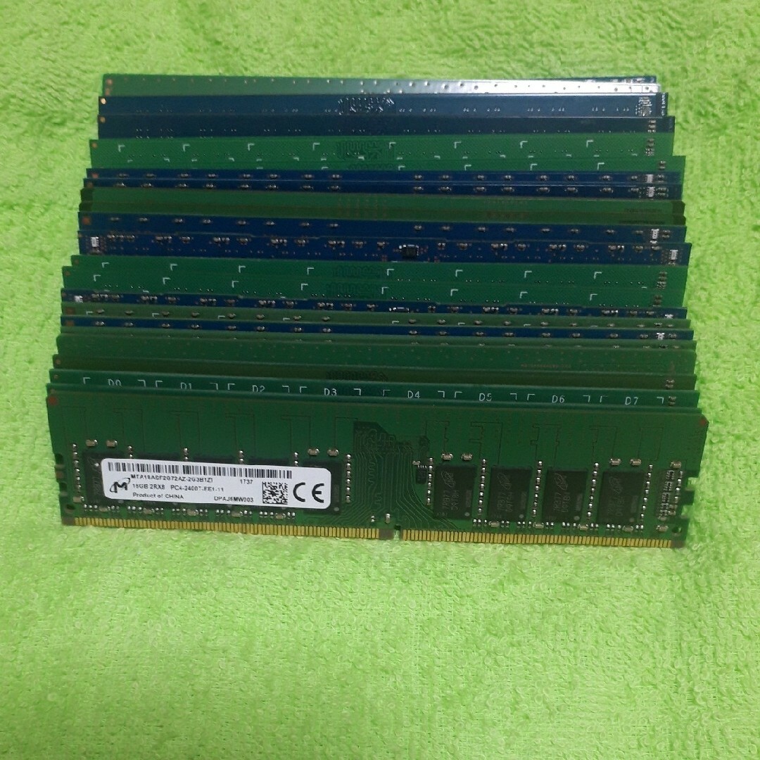 PCパーツ / デスクトップ用メモリ / 4GB × 20枚 / 8GB × 3 スマホ/家電/カメラのPC/タブレット(PCパーツ)の商品写真