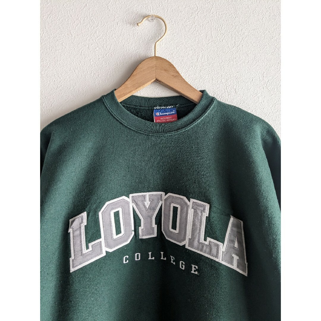 BEAMS(ビームス)のChampion LOYOLA PATCH SWEAT SHIRT メンズのトップス(スウェット)の商品写真