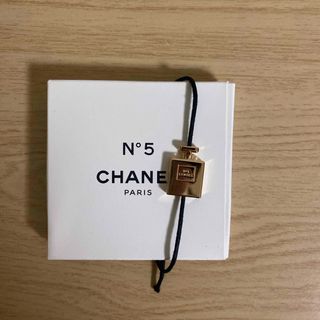 シャネル(CHANEL)の【最安値】シャネル　ブレスレット　ノベルティ　ホリデー　CHANEL(ノベルティグッズ)