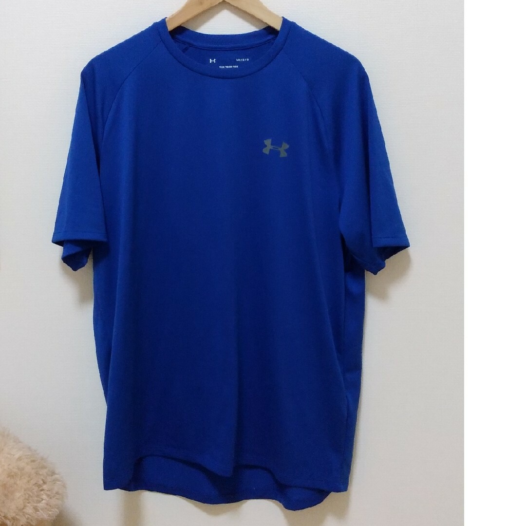 UNDER ARMOUR(アンダーアーマー)の美品 UNDER ARMOUR Tシャツ メンズのトップス(Tシャツ/カットソー(半袖/袖なし))の商品写真