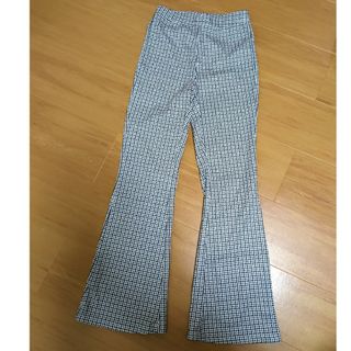 シーイン(SHEIN)の千鳥柄フレアレギンス(パンツ/スパッツ)