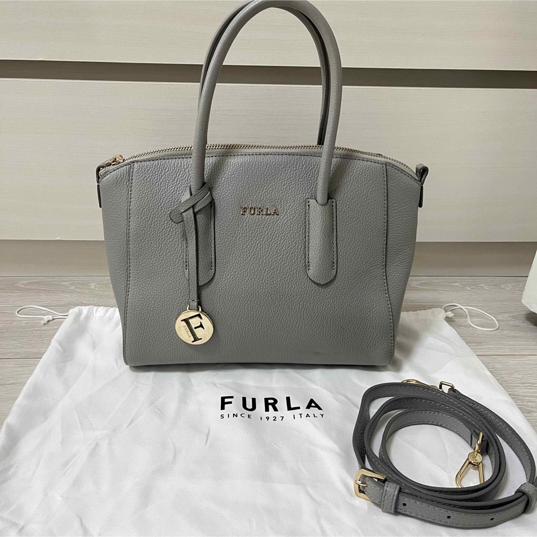 【FURLA】ハンドバッグバッグ