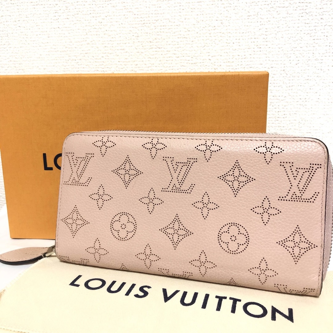 LOUIS VUITTON(ルイヴィトン)の美品 ルイヴィトン マヒナ マグノリア ジッピーウォレット 長財布 ピンク レディースのファッション小物(財布)の商品写真