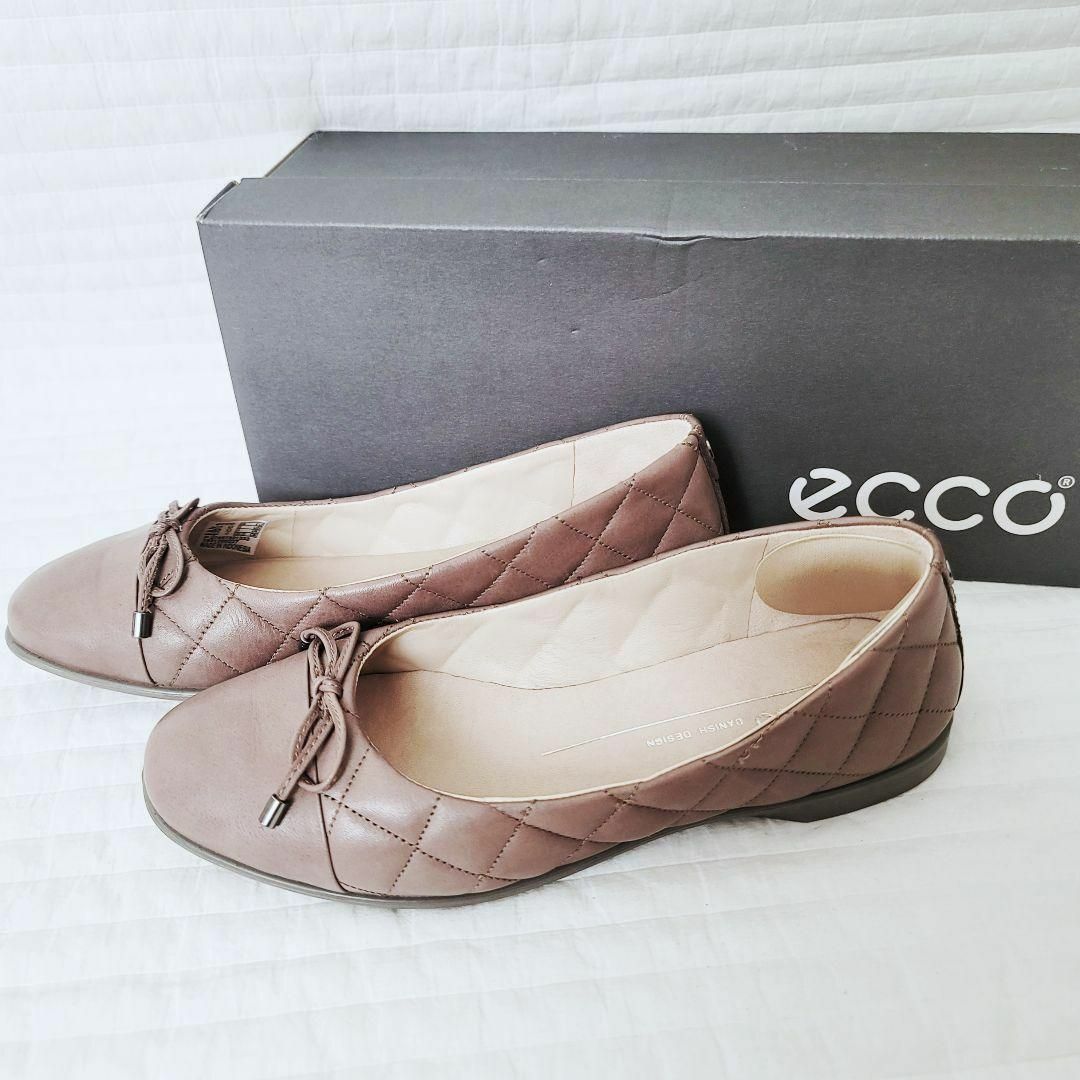 ECCO(エコー)の極美品 ecco エコー バレエ シューズ フラット ラウンドトゥ 22.5 レディースの靴/シューズ(バレエシューズ)の商品写真