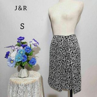 ジェイアンドアール(J&R)のJ＆R　ジェイアンドアール　タイトスカート　Sサイズ　膝丈スカート(ひざ丈スカート)