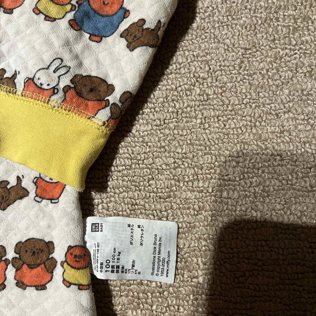 UNIQLO(ユニクロ)のユニクロ　ユニセックス　ミッフィーパジャマ　100cm キッズ/ベビー/マタニティのキッズ服男の子用(90cm~)(パジャマ)の商品写真