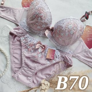 №420【B70】ファンシープティフルールブラジャー&フルバックショーツ(ブラ&ショーツセット)