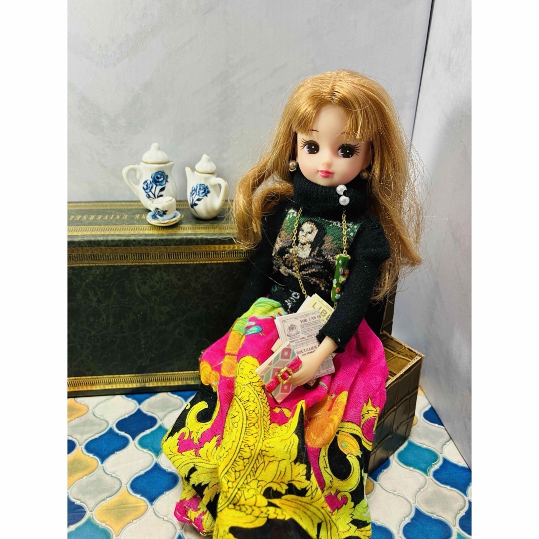 リカちゃん様　ヴィンテージアフリカンビーズロングネックレス ハンドメイドのぬいぐるみ/人形(人形)の商品写真