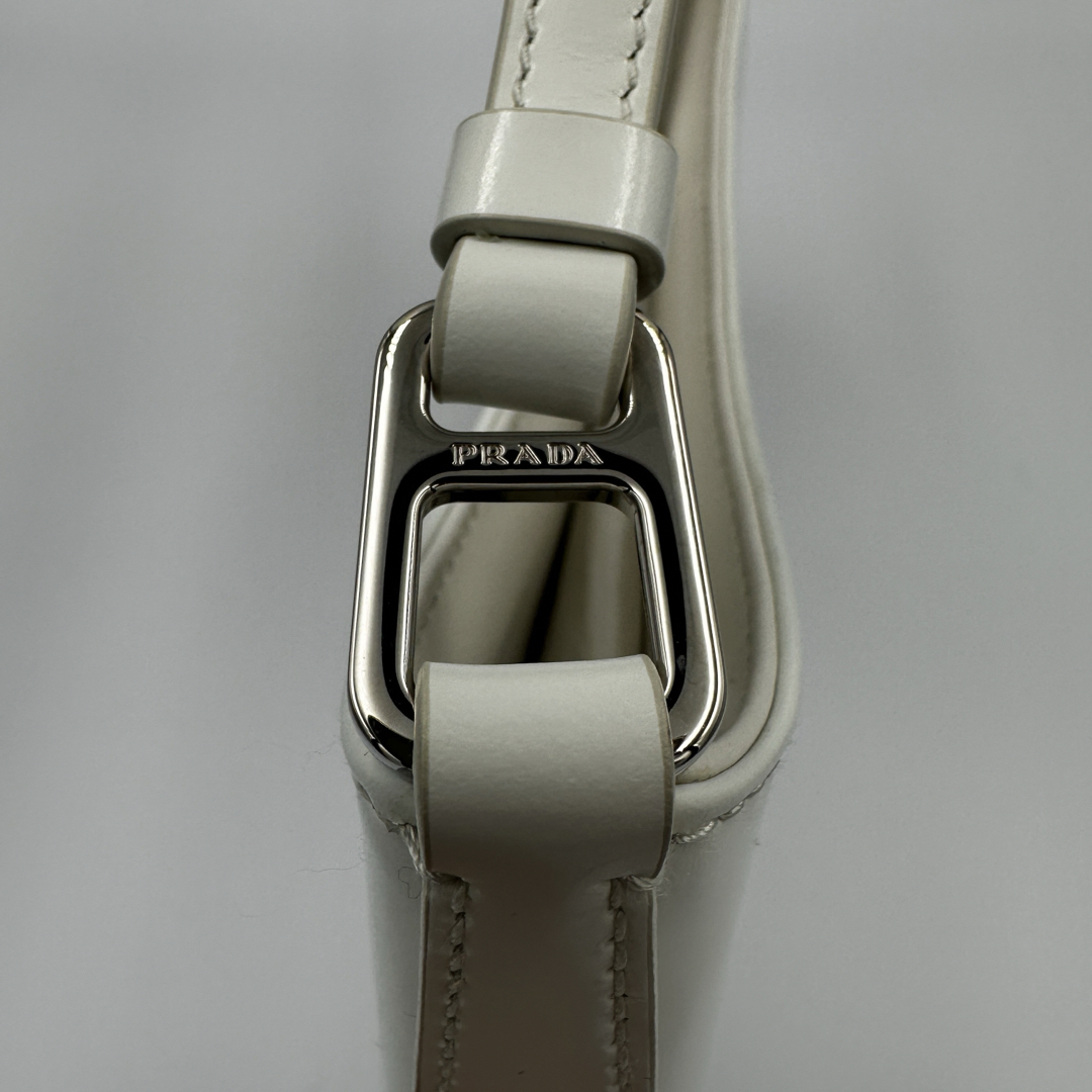 PRADA - PRADA クレオ ハンドバッグ ショルダーバッグ ホワイト PRADA - PRADA クレオ ハンドバッグ ショルダーバッグ ホワイト