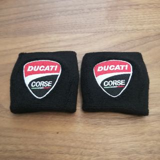 ドゥカティ(Ducati)のDUCATI(ドゥカティ) マスターシリンダーカバー×2個(パーツ)